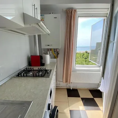 Edvin Seaview Apartment Constanta